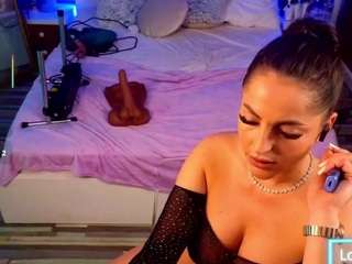 glamorous-kay