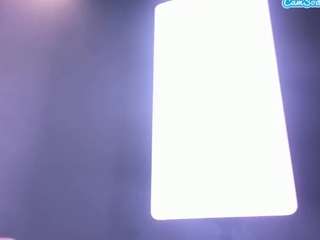 lia-chips live cam preview