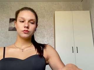 Mechellevalko's cam show statistics and live stream