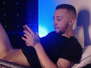 santhiagoo Sex Cam Show