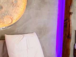 Sarah-Greey live webcam show