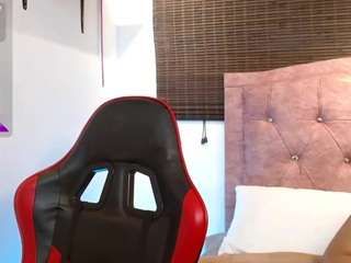 slendyclub's live room