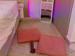 anais-rose's live room