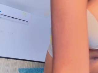 anais-rose's live room