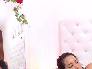 bellaabombshell
