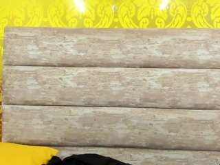 BellaMystic live webcam show