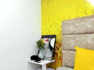 BellaMystic live webcam show