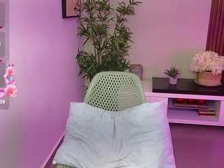 Celeste-Hills live webcam show