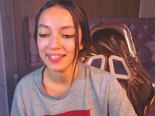 cinnamon-b Sex Cam Show