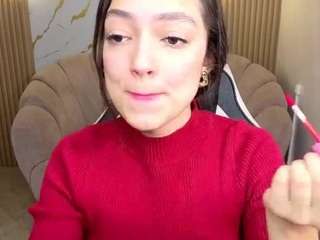 cinnamon-b live webcam show