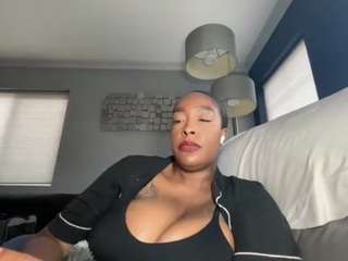 GoddessTiaLovely