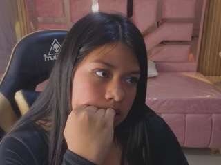 isaa-s Sex Cam Show
