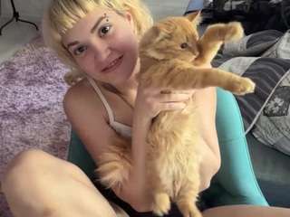 MariKavaney live webcam show
