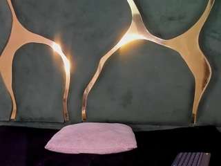 milapetiteasm live webcam show
