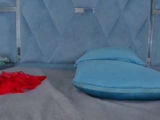 milapetiteAsm live cam preview