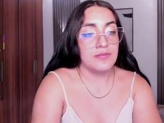 naiah-blue live webcam show