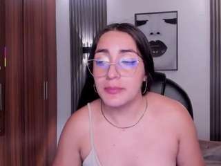 naiah-blue live webcam show