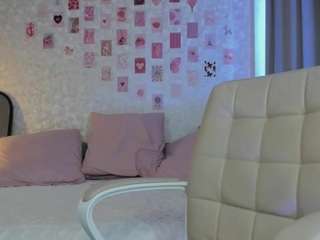olivia-flores live cam