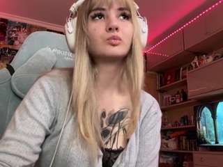 AlyciaNarine
