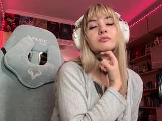 alycianarine's live room