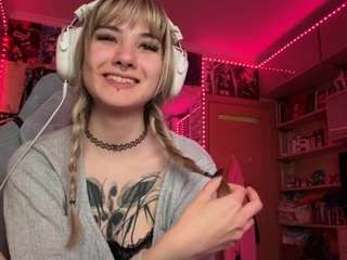 AlyciaNarine