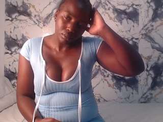 curvyj255