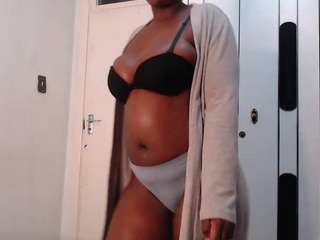 curvyj255