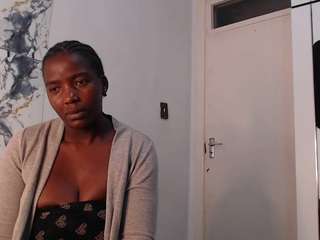 curvyj255 live webcam show