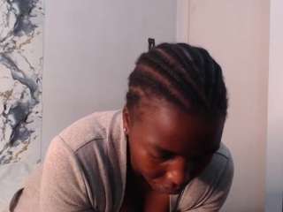 curvyj255