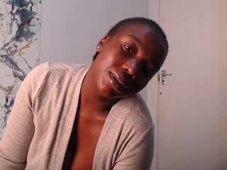 curvyj255 live profile