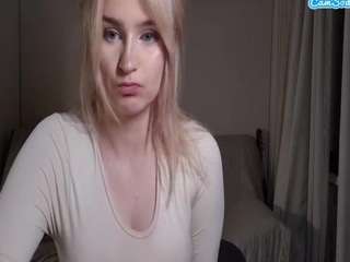 Flora live webcam show