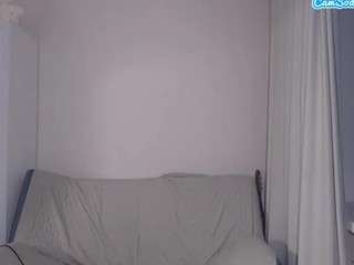 Flora live webcam show