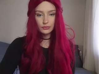 Live cam show with Flora