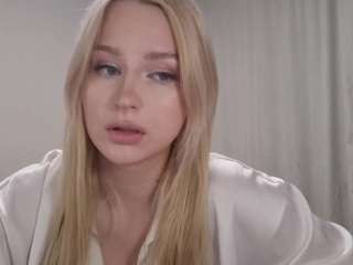Flora live cam preview