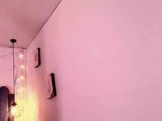NaraStorn live webcam show