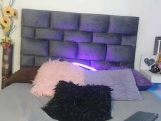 RenataValentina live webcam show