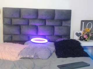 RenataValentina live webcam show
