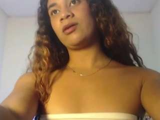 RenataValentina live cam preview