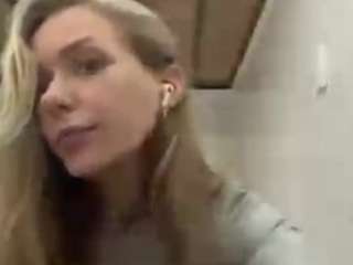 Live cam show with KaY