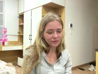 KaY live cam preview