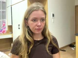 KaY live cam preview