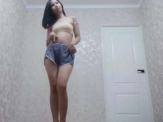 Lily live webcam show