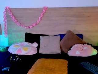 lara-rous Sex Cam Show