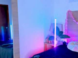 lara-rous Sex Cam Show