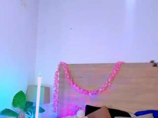 lara-rous Sex Cam Show