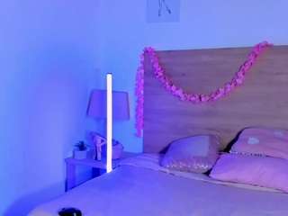 lara-rous Sex Cam Show