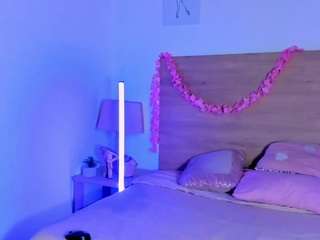 lara-rous Sex Cam Show
