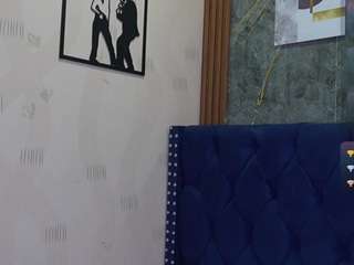 pinkynipples's live room