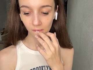 sondrafausnaugh live webcam show