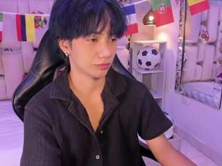 Live cam show with EriolWest